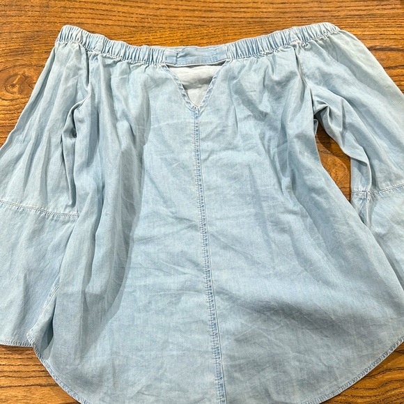 Calvin Klein off shoulder denim summer top size small - Picture 10 of 10